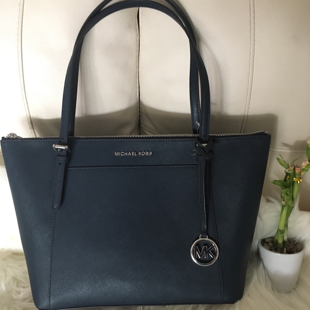 Michael Kors Large Leather Tote